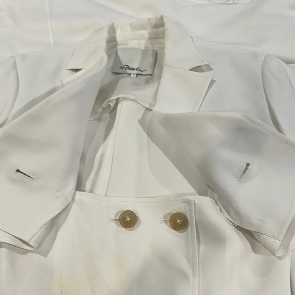 3.2 PHILIP LIM size 2 White Blazer with tan Buttons
